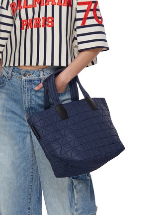 正面 -点击放大 - VEE COLLECTIVE - VEE TOTE SMALL 托特包