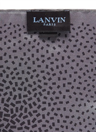 细节 - 点击放大 - LANVIN - 长方块印花真丝袋巾