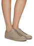 模特儿示范图 - 点击放大 - COMMON PROJECTS - ORIGINAL ACHILLES 低帮系带运动鞋