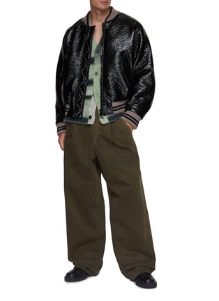 模特儿示范图 - 点击放大 - DRIES VAN NOTEN - 条纹饰边拉链夹克