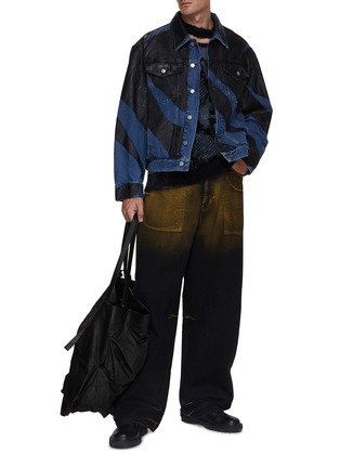 模特儿示范图 - 点击放大 - DRIES VAN NOTEN - 印花牛仔夹克