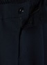  - ATTACHMENT - 褶裥弹力腰带长裤