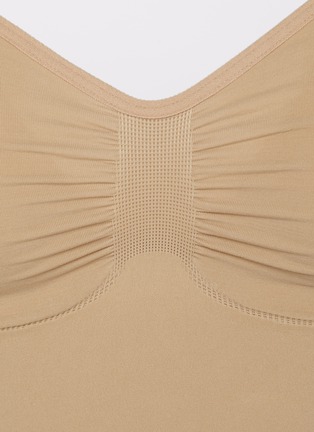  - SKIMS - SEAMLESS SCULPT 吊带连体衣