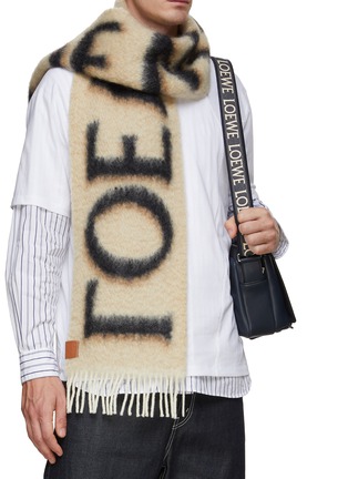 模特儿示范图 - 点击放大 - LOEWE - LOGO 混羊毛围巾