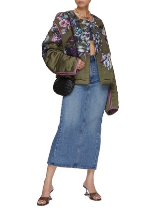 模特儿示范图 - 点击放大 - DRIES VAN NOTEN - 印花圆领外套