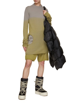模特儿示范图 - 点击放大 - RICK OWENS - X MONCLER 系带直筒短裤