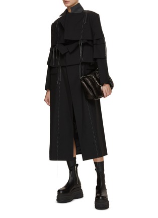 模特儿示范图 - 点击放大 - SACAI - 明线解构外套