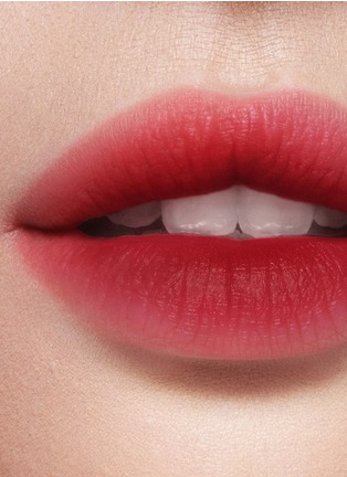  - CHARLOTTE TILBURY - Airbrush Flawless Lip Blur — Ruby Blur