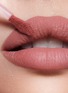 Detail View - 点击放大 - CHARLOTTE TILBURY - Airbrush Flawless Lip Blur — Pillow Talk Blur