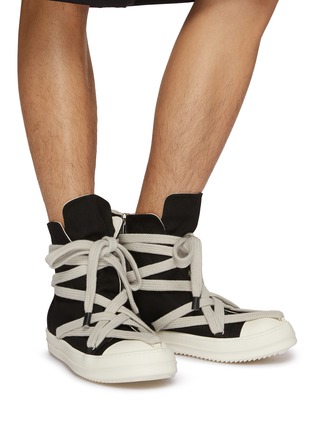 模特儿示范图 - 点击放大 - RICK OWENS DRKSHDW - 六角系带运动鞋