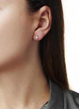 细节 - 点击放大 - YOKO LONDON - Trend Diamond Pearl 18K Gold Stud Earrings