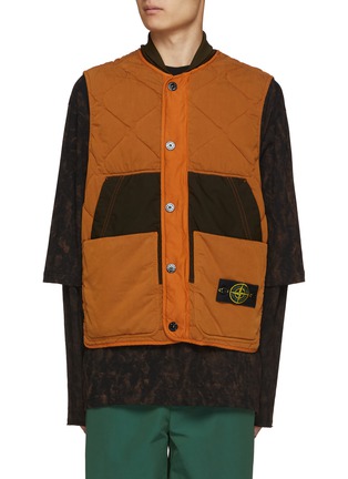 首图 - 点击放大 - STONE ISLAND - 绗缝圆领马甲