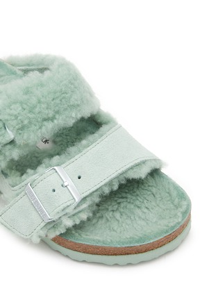 细节 - 点击放大 - BIRKENSTOCK - ARIZONA 绒面双带凉鞋