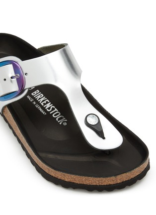 细节 - 点击放大 - BIRKENSTOCK - Gizeh 金属感夹脚凉鞋