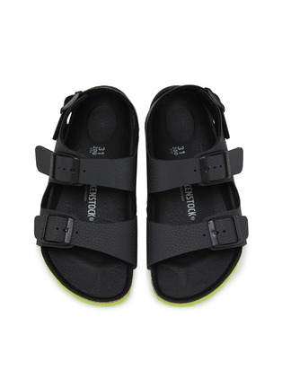 模特儿示范图 - 点击放大 - BIRKENSTOCK - MILANO 儿童款搭扣凉鞋