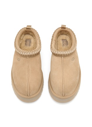 模特儿示范图 - 点击放大 - UGG - Tazz Kids Suede Slippers