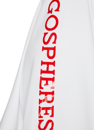  - GOSPHERES - LOGO 印花百褶连衣裙