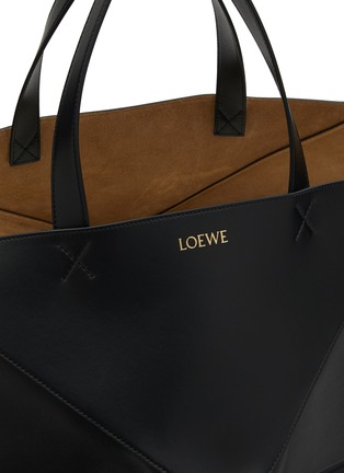 细节 - 点击放大 - LOEWE - PUZZLE 折叠真皮托特包 — 特大号