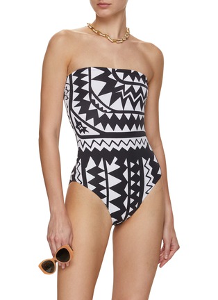 模特儿示范图 - 点击放大 - ERES - Totem Buster Swimsuit