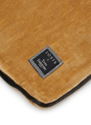 细节 –点击放大 - YVES DELORME - x Iosis Boromée Cushion Cover — Daim