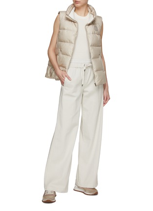 模特儿示范图 - 点击放大 - BRUNELLO CUCINELLI - 松紧腰系带牛仔裤