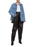 模特儿示范图 - 点击放大 - BLAZÉ MILANO - 口袋饰牛仔夹克