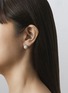 细节 - 点击放大 - MIO HARUTAKA - BonBon 18K White Gold Diamond Single Earring