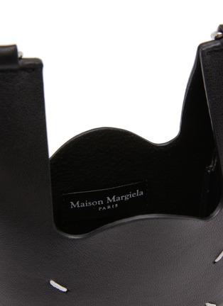 细节 - 点击放大 - MAISON MARGIELA - 真皮金属链条手机包