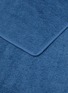 细节 –点击放大 - FRETTE - UNITO 大浴巾 — 深蓝色
