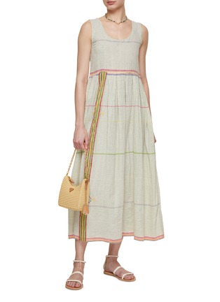 模特儿示范图 - 点击放大 - INJIRI - Rainbow Stripe Cotton Dress