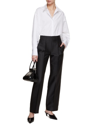 模特儿示范图 - 点击放大 - GIA STUDIOS - 褶裥直筒长裤