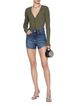 模特儿示范图 - 点击放大 - GOOD AMERICAN - Shine Rib V-Neck Cardigan