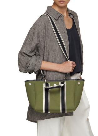 模特儿示范图 - 点击放大 - RUE DE VERNEUIL - Traversée Small Handbag