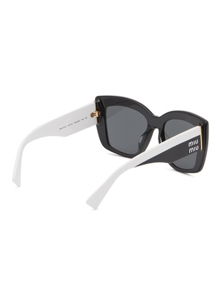 模特儿示范图 - 点击放大 - MIU MIU EYEWEAR - Acetate Square Sunglasses