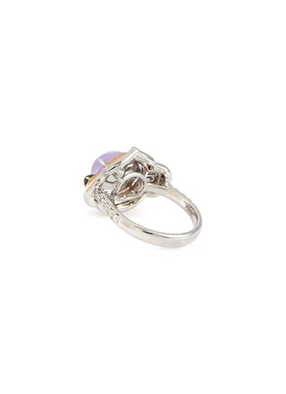模特儿示范图 - 点击放大 - EMMAR - 18K White Rose Gold Diamond Jade Ring — HK 14