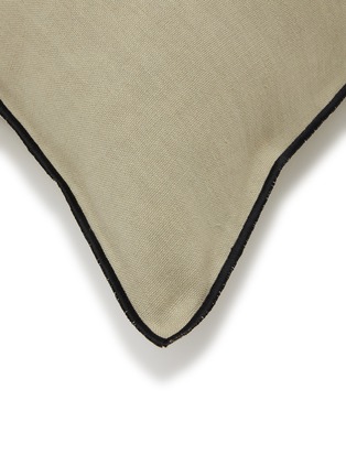 细节 –点击放大 - MAISON DE VACANCES - Stone Washed Linen Cushion Case — Ciment