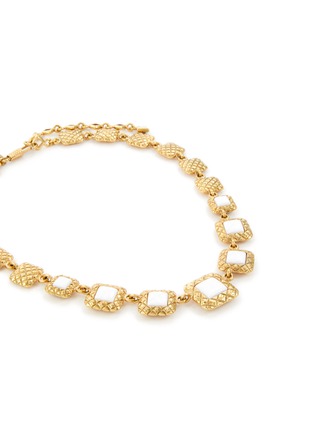 细节 - 点击放大 - LANE CRAWFORD VINTAGE ACCESSORIES - Chanel Day Night Gold Toned Metal Quilted Necklace
