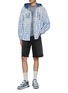模特儿示范图 - 点击放大 - AMIRI - Bandana Jacquard Skater Shorts