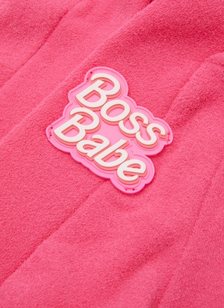 细节 –点击放大 - MOSHIQA - 中号 BOSS BABE 狗狗浴袍