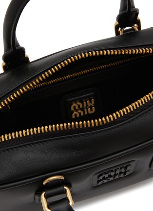 细节 - 点击放大 - MIU MIU - Small Arcadie Leather Bag