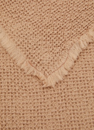 Detail View - 点击放大 - SOCIETY LIMONTA - Nid Wool Throw — Rosa Tea