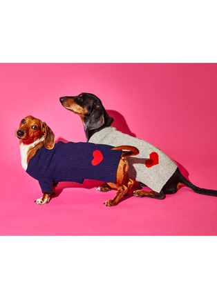 细节 –点击放大 - WARE OF THE DOG - 中号爱心狗狗针织开衫 — 深蓝色/红色