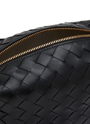 细节 - 点击放大 - BOTTEGA VENETA - 小号 LOOP CORSS-BODY 斜挎包
