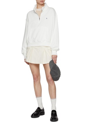 模特儿示范图 - 点击放大 - CLOVE - Slim Round Neck Knit T-Shirt
