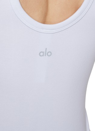  - ALO YOGA - Seamless Chosen Tank Top