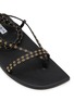 细节 - 点击放大 - ALAÏA - Eyelet Embellished Leather Flat Sandals