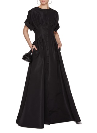 模特儿示范图 - 点击放大 - CAROLINA HERRERA - Cuffed Sleeves Button Front Silk Gown