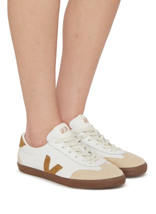 模特儿示范图 - 点击放大 - VEJA - Volley Bastille Leather Women's Sneakers