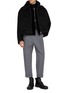 模特儿示范图 - 点击放大 - RE: BY MAISON SANS TITRE - Pleated Wool Blend Cropped Pants