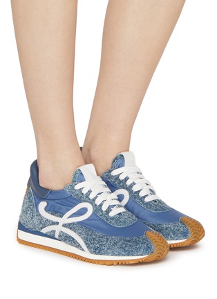 模特儿示范图 - 点击放大 - LOEWE - Flow Low Top Brushed Suede Sneakers